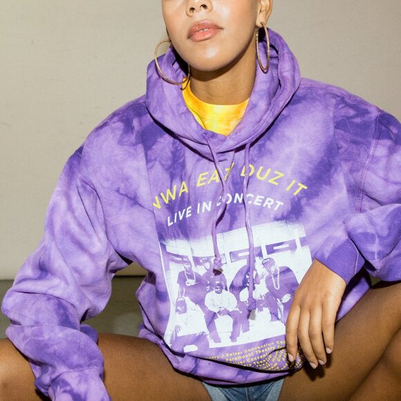 NWA LIVE IN CONCERT | TIE DYE HOODIE - Picture 1 of 9